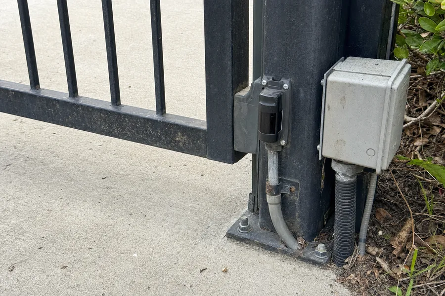 Driveway gate operator and drive hardware in York, PA